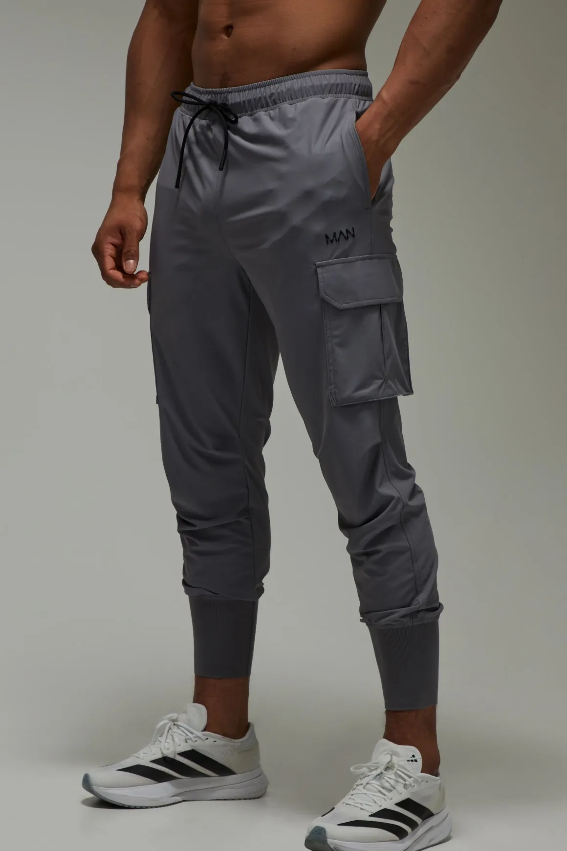 Jogger Cargo Homme Ajusté Avec Chevilles Resserrées Active
