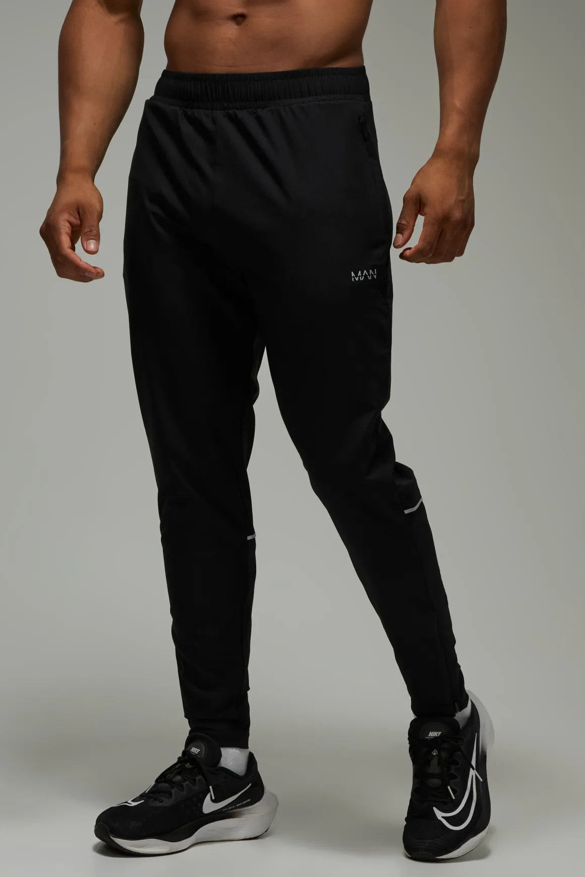 Jogger Fuselé Homme Active Running Ventilé