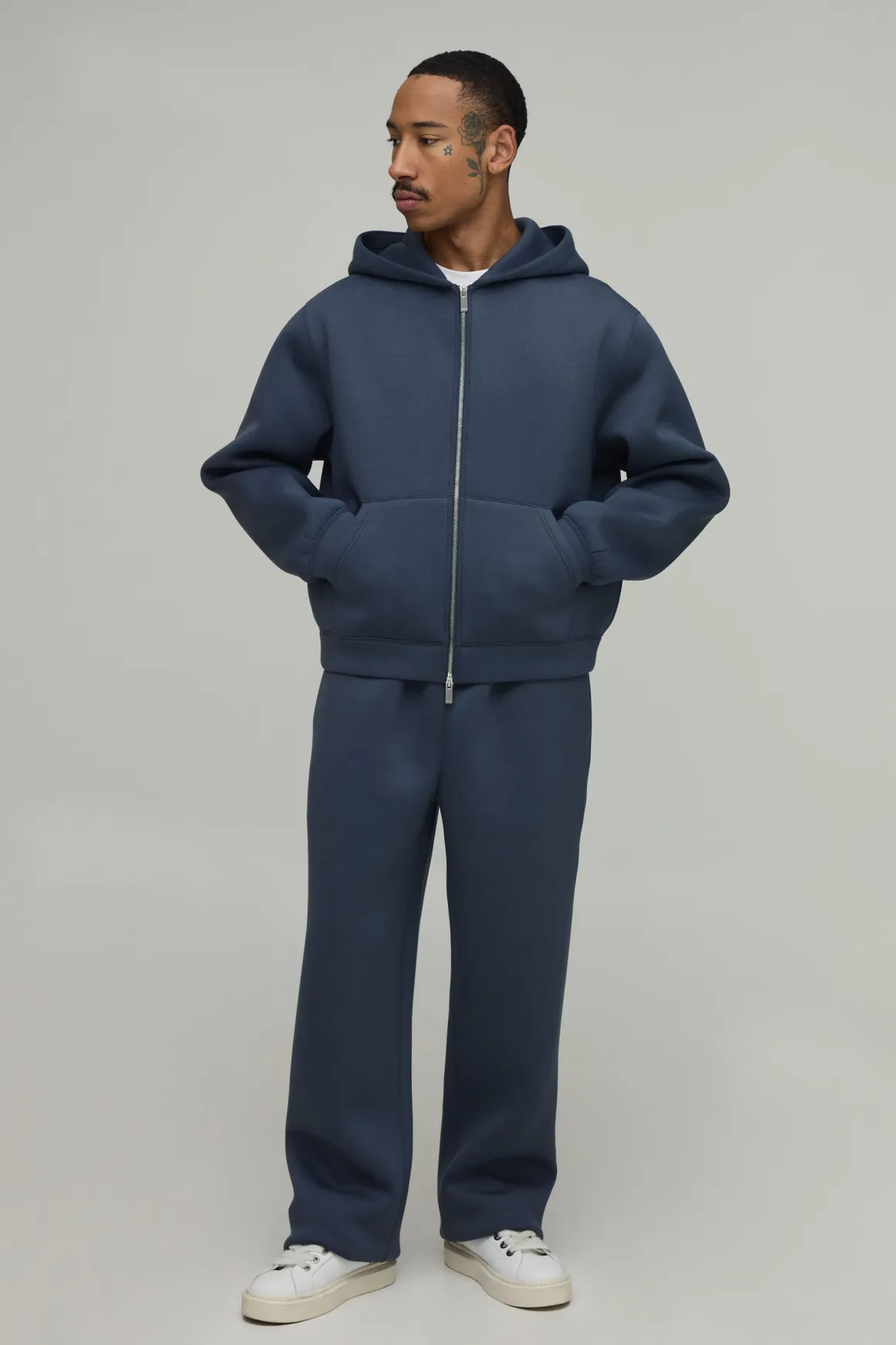 Jogger Jambe Droite En Scuba