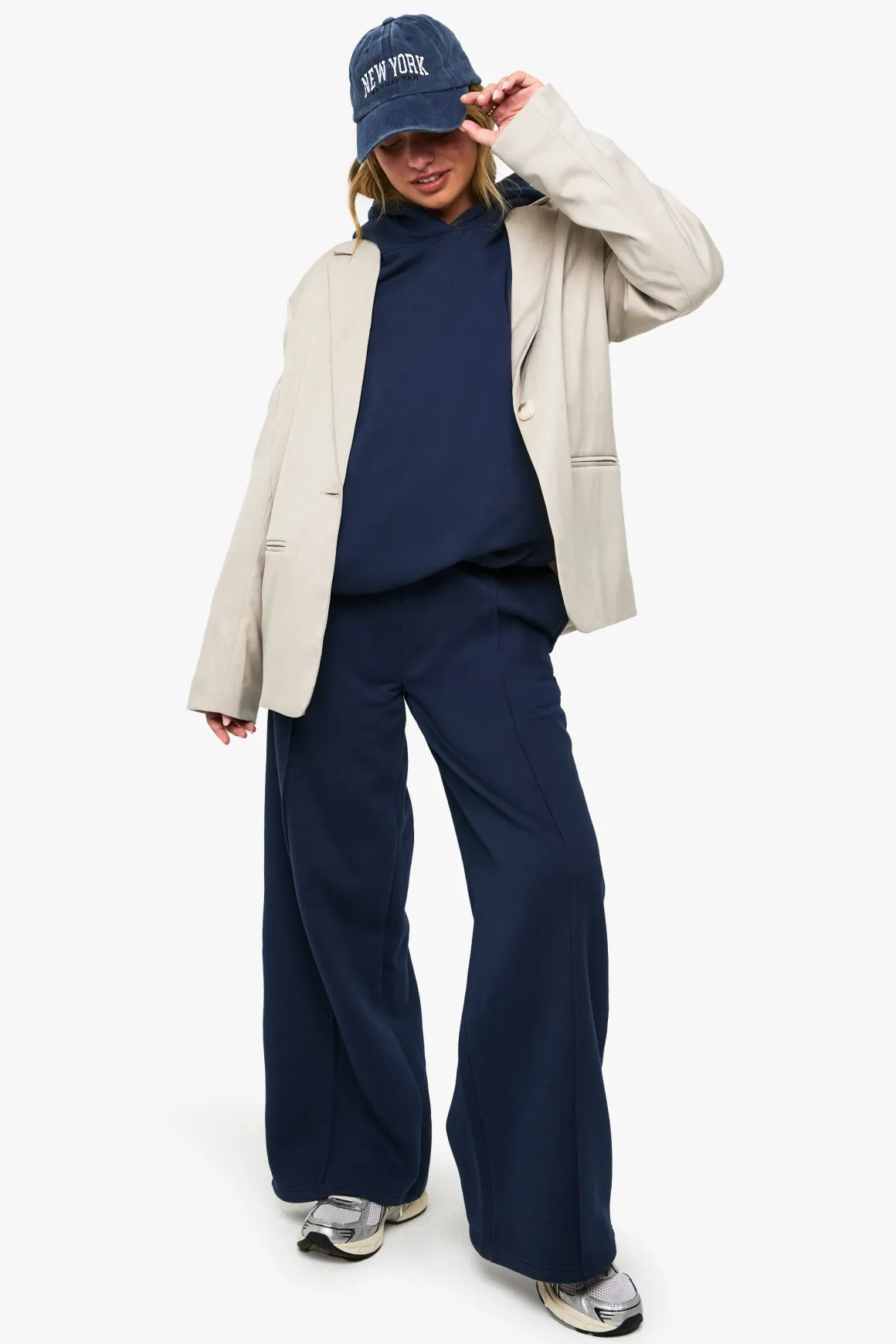 Jogger à jambes droites avec détails pintuck
