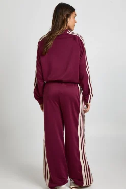 Jogger à jambes larges avec bande latérale et ourlets ajustables