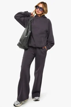 boohoo Jogger à jambes larges avec détail de petits pintucks et ceinture profonde<Femme Pantalons|Basiques