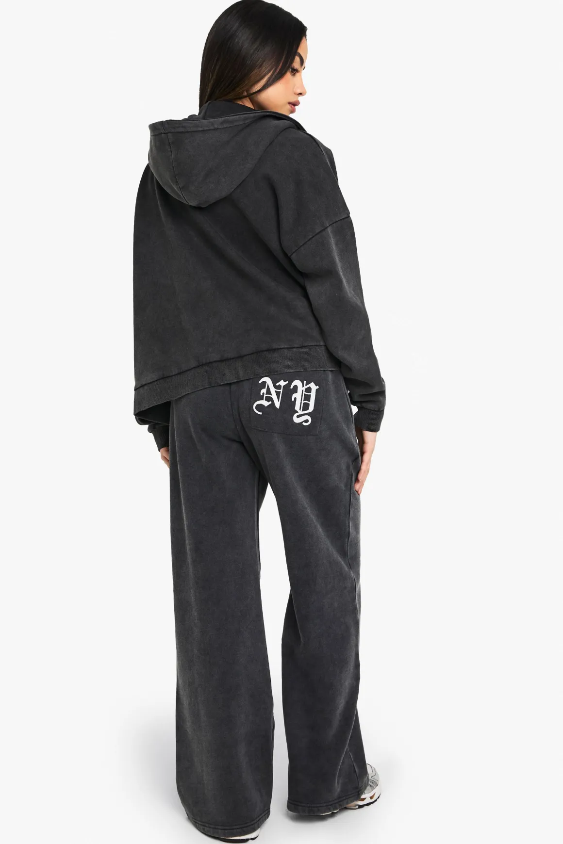 Jogger à jambes larges brodé NY