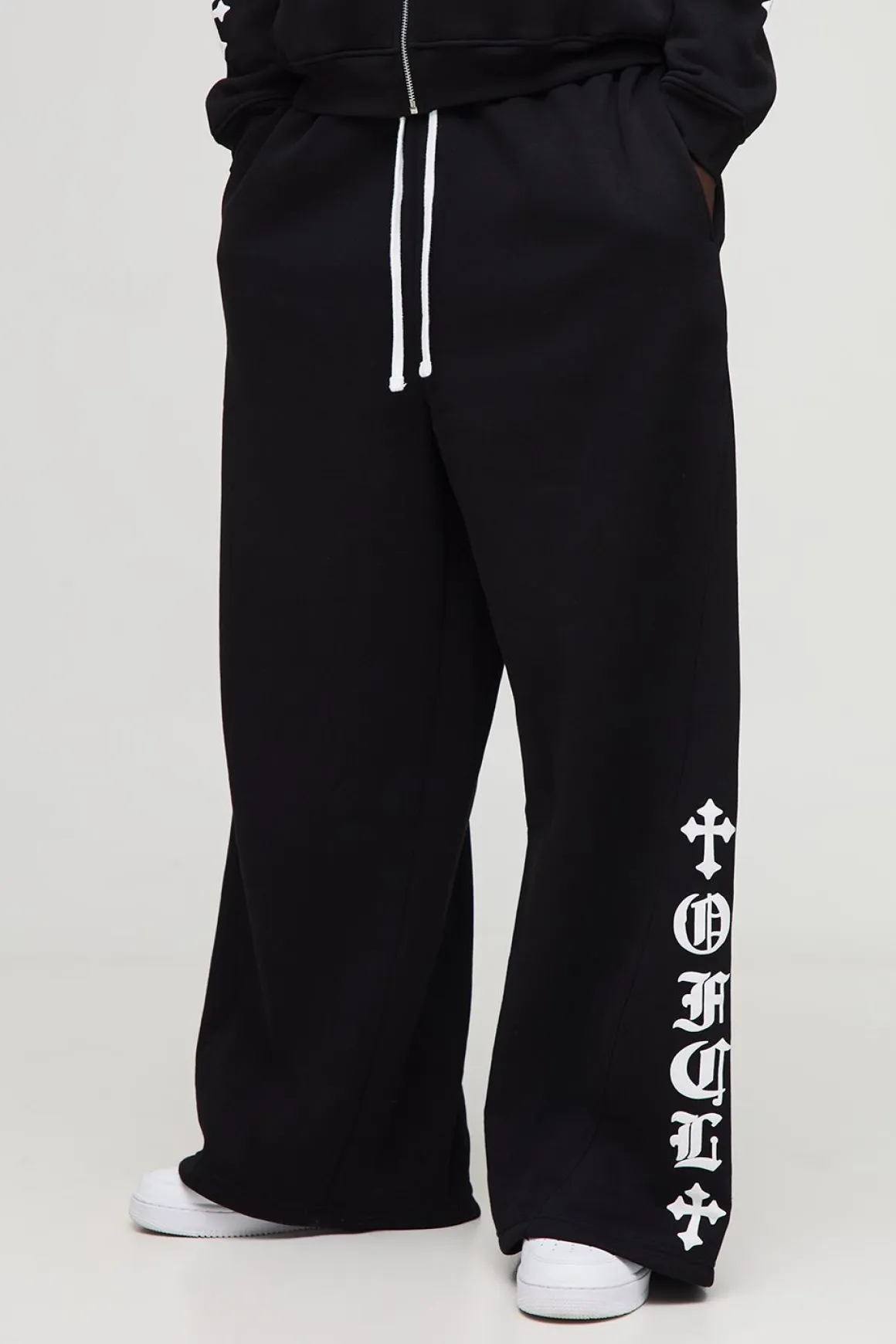 Joggers à jambes larges avec imprimé puff graphique gothique et cordon rallongé