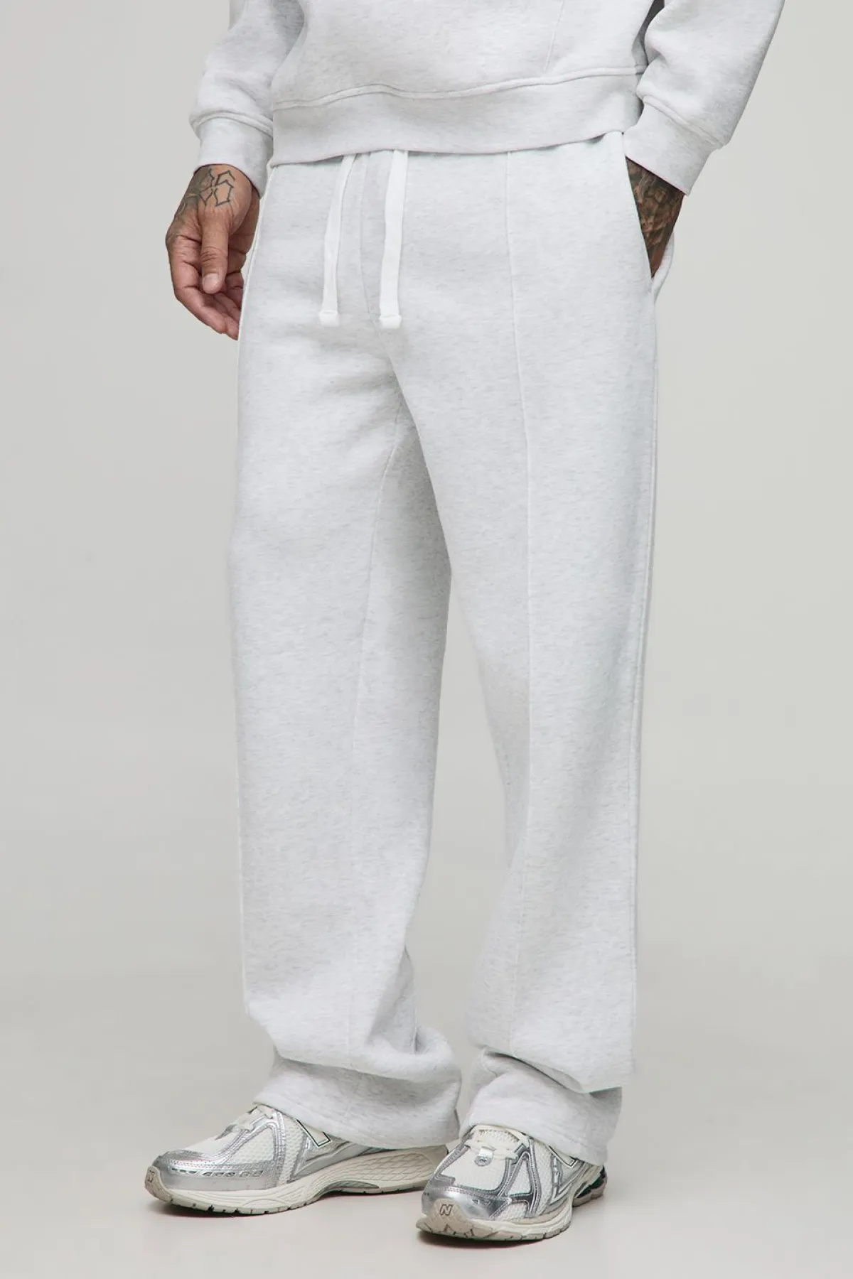boohooMAN Joggers longs décontractés avec détails de couture à plis pincés<Homme Tout Afficher|Jogging