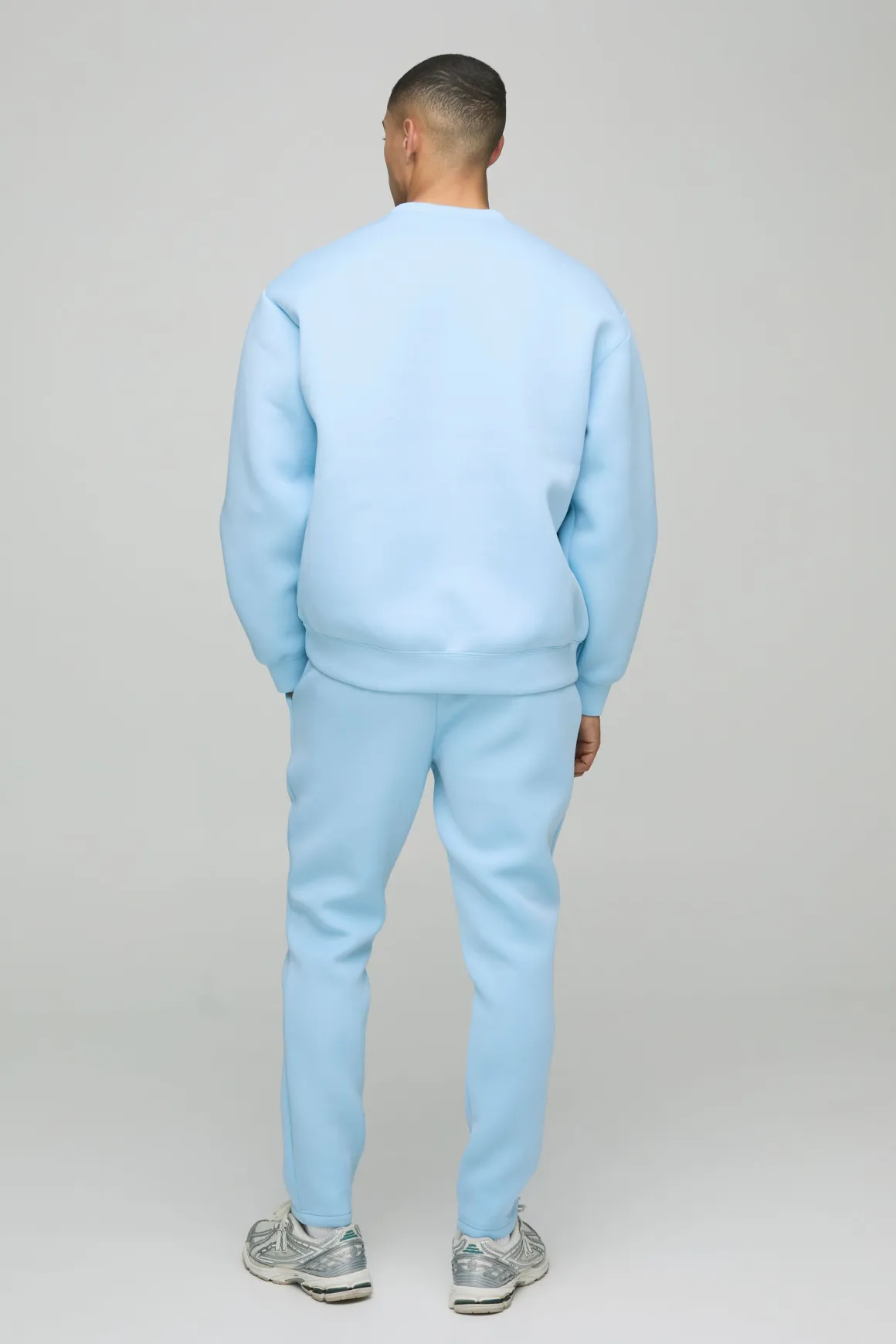 Joggers Slim Taperés en Scuba Bondé