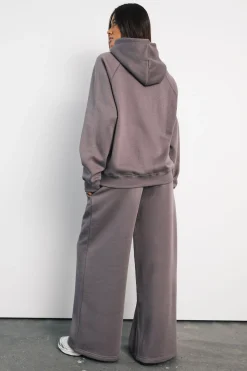 Jogger Taille Moyenne À Jambes Larges Avec Ceinture Fine