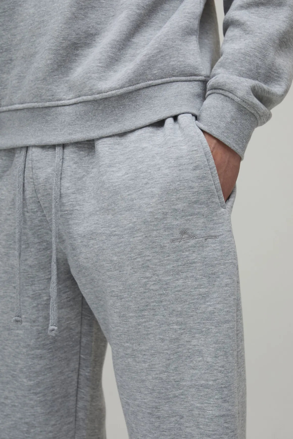 Jogging Coupe Regular Signature Basic Bm