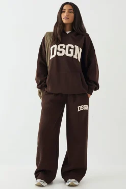 Jogging DSGN Studio à Jambes Droites avec Appliqué Cordon