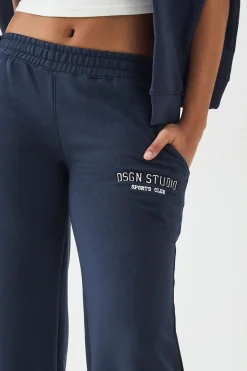 Jogging Jambe Droite avec Appliqué Petite DSGN Studio