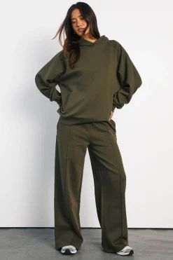 Jogging Jambe Droite Avec Détails À Plis Nervurés