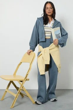Jogging Jambe Large à Taille Haute avec Détail de Plis Piqués