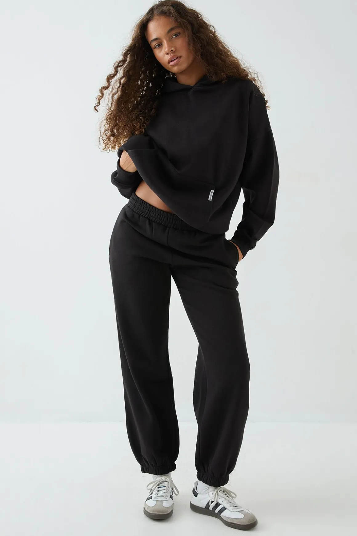 Jogging Oversize à Revers DSGN Studio