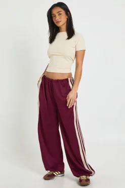 boohoo Jogging Petite à Jambes Larges avec Bandes Latérales et Poignets Ajustables<Femme Pantalons|Joggings