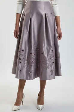 Jupe Ample En Satin Ajusté Avec Découpes Ajourées