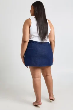 boohoo Jupe Courte Grande Taille À Boutons En Corne<Femme Jupes|Denim