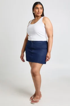 boohoo Jupe Courte Grande Taille À Boutons En Corne<Femme Jupes|Denim