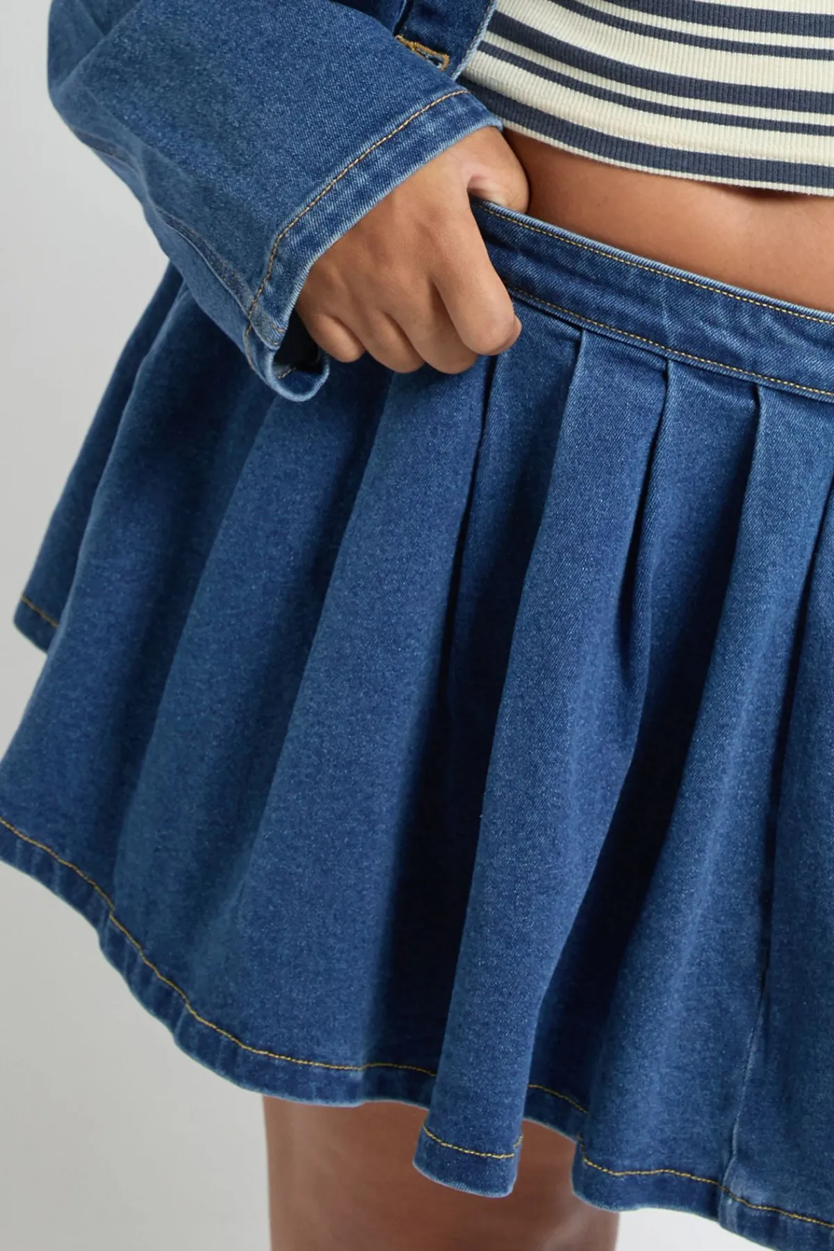 boohoo Jupe en denim plissée Plus<Femme Jupes|Denim