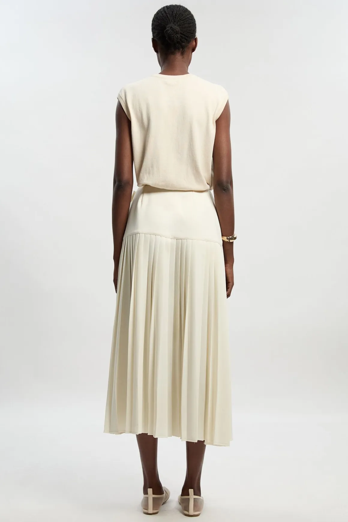 Jupe Longue Petite en Crêpe Tailleur Plissée Portefeuille avec Détail Boucle