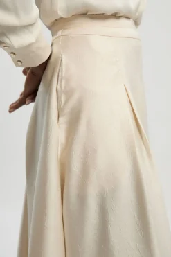 Jupe Longue Tissée En Satin Martelé Petite
