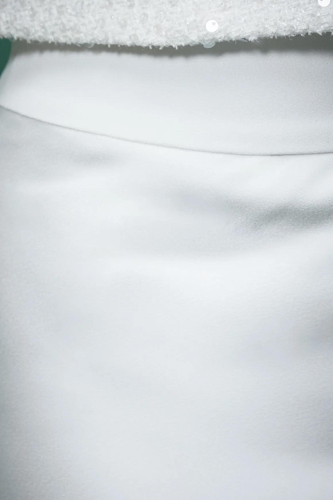 Jupe Maxi Lisa Tan en Satin Coupée en Biais