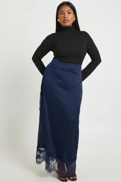 Jupe midaxi Plus en satin avec bordure en dentelle