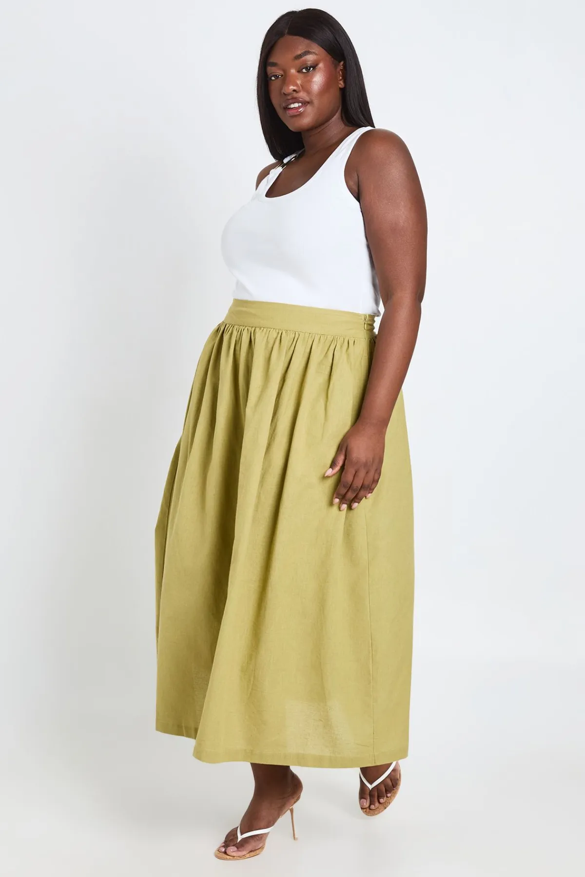boohoo Jupe Midaxi À Poches En Lin Grande Taille<Femme Jupes|Jupes