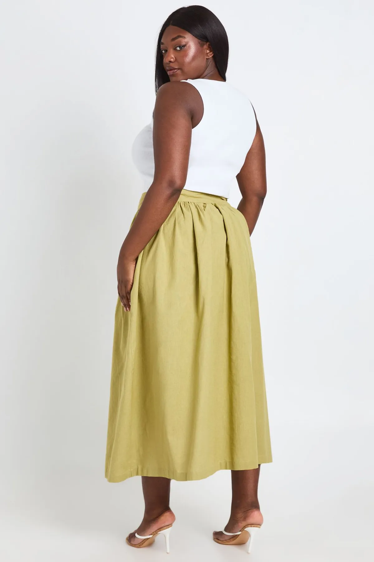 boohoo Jupe Midaxi À Poches En Lin Grande Taille<Femme Jupes|Jupes
