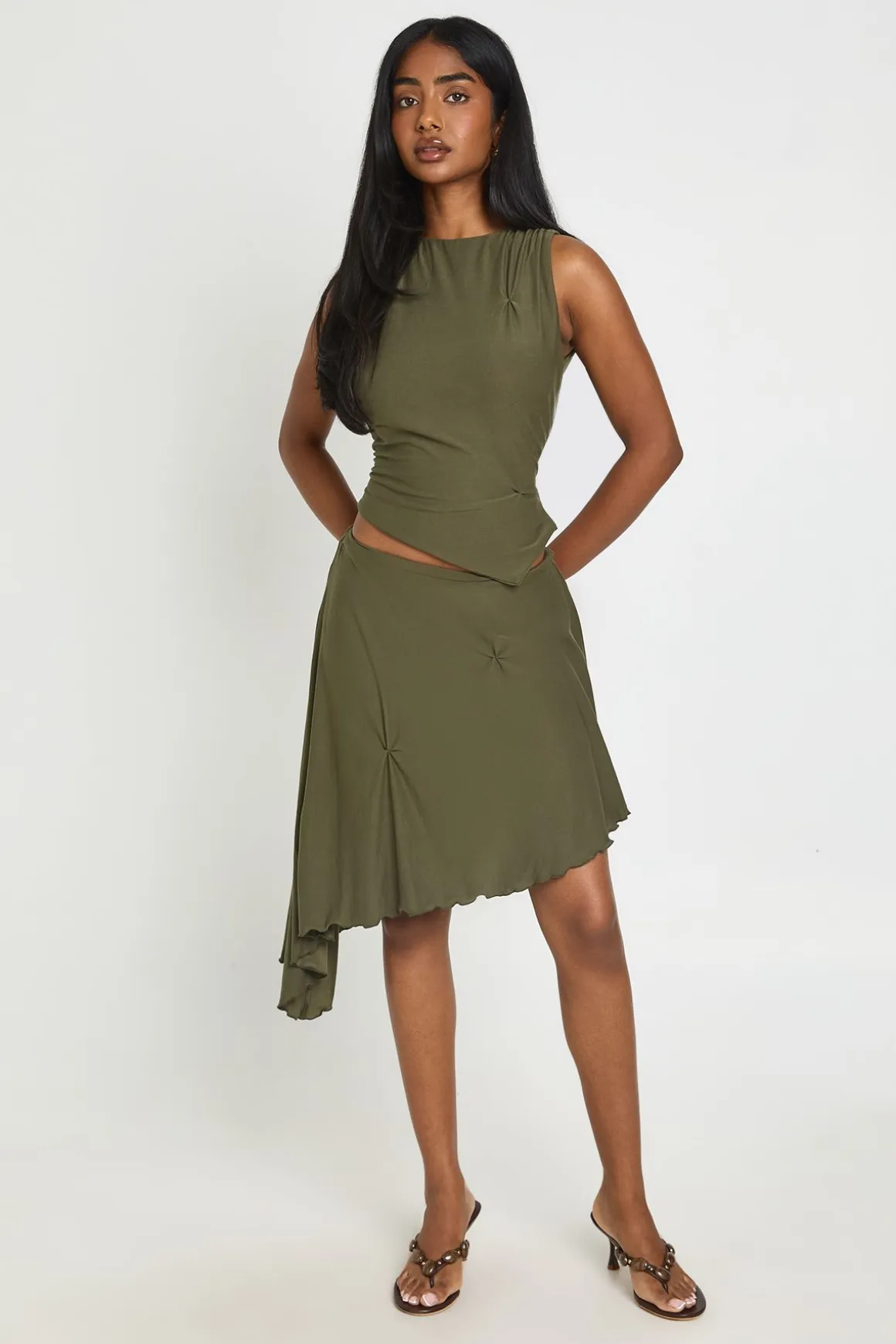 Jupe Midi Asymétrique À Ourlet Avec Détails Froncés