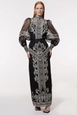 Jupe midi en organdie tissée brodée