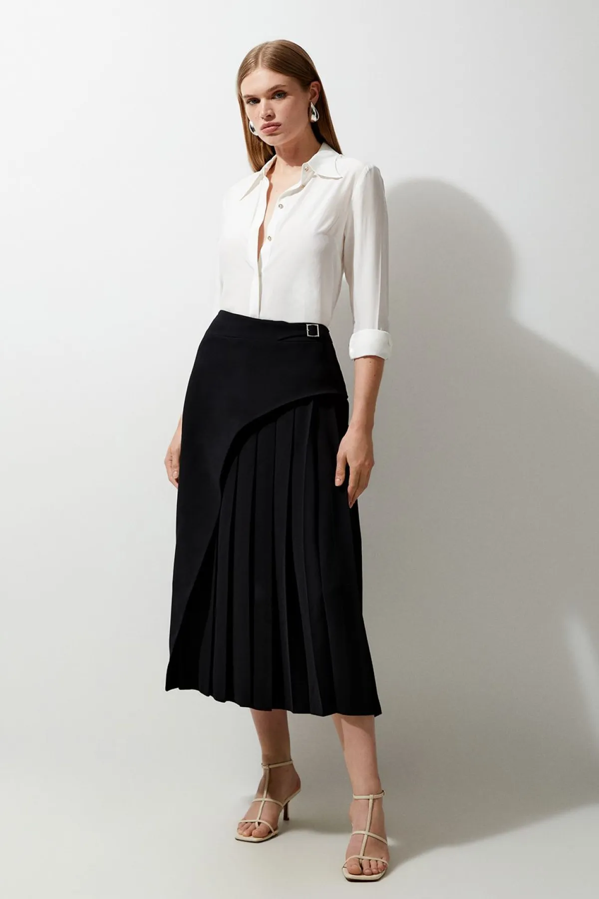 KarenMillen Jupe Midi Plissée Petite Avec Détail De Boucle Ajustée<Femme Jupes|Jupes
