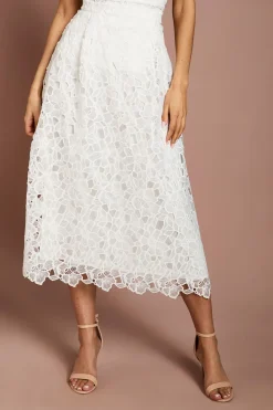 Jupe Midi Évasée En Dentelle