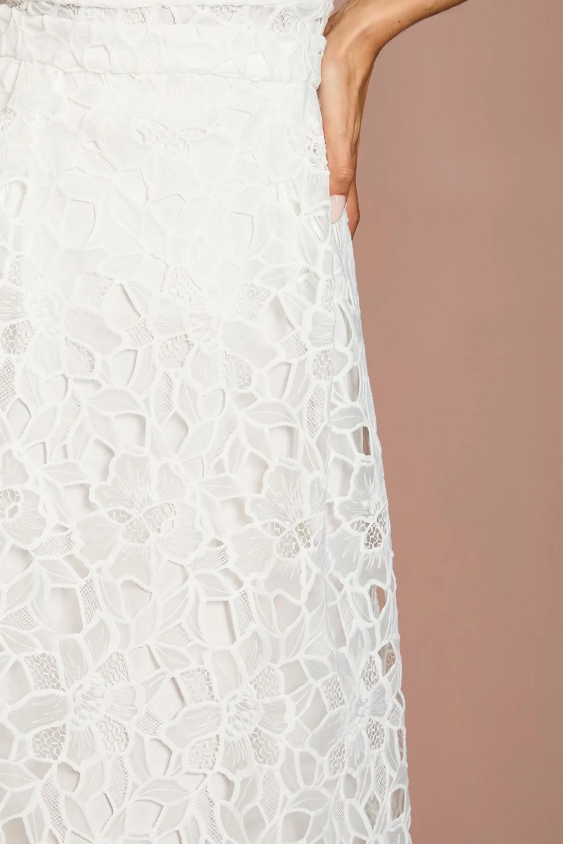 Jupe Midi Évasée En Dentelle