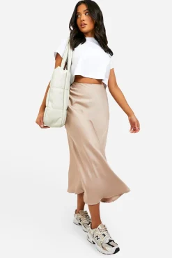 boohoo Jupe Mi-longue En Satin Petite<Femme Jupes|Jupes