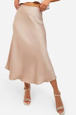 boohoo Jupe Mi-longue En Satin Petite<Femme Jupes|Jupes