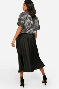 boohoo Jupe Mi-longue En Satin Petite<Femme Jupes|Jupes