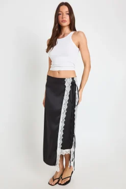 boohoo Jupe Mi-longue Portefeuille En Satin À Bordure De Dentelle<Femme Jupes|Jupes