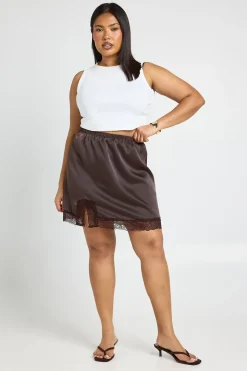 Jupe Mini Grande Taille En Satin Avec Finitions En Dentelle