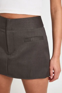 boohoo Jupe-short Ajustée Avec Poches Devant<Femme Shorts