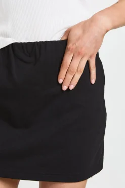 boohoo Jupe-short Basique En Jersey Petite<Femme Basiques|Shorts