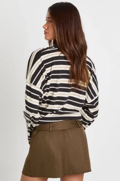 Jupe-Short Ceinturée en Tissu Assorti