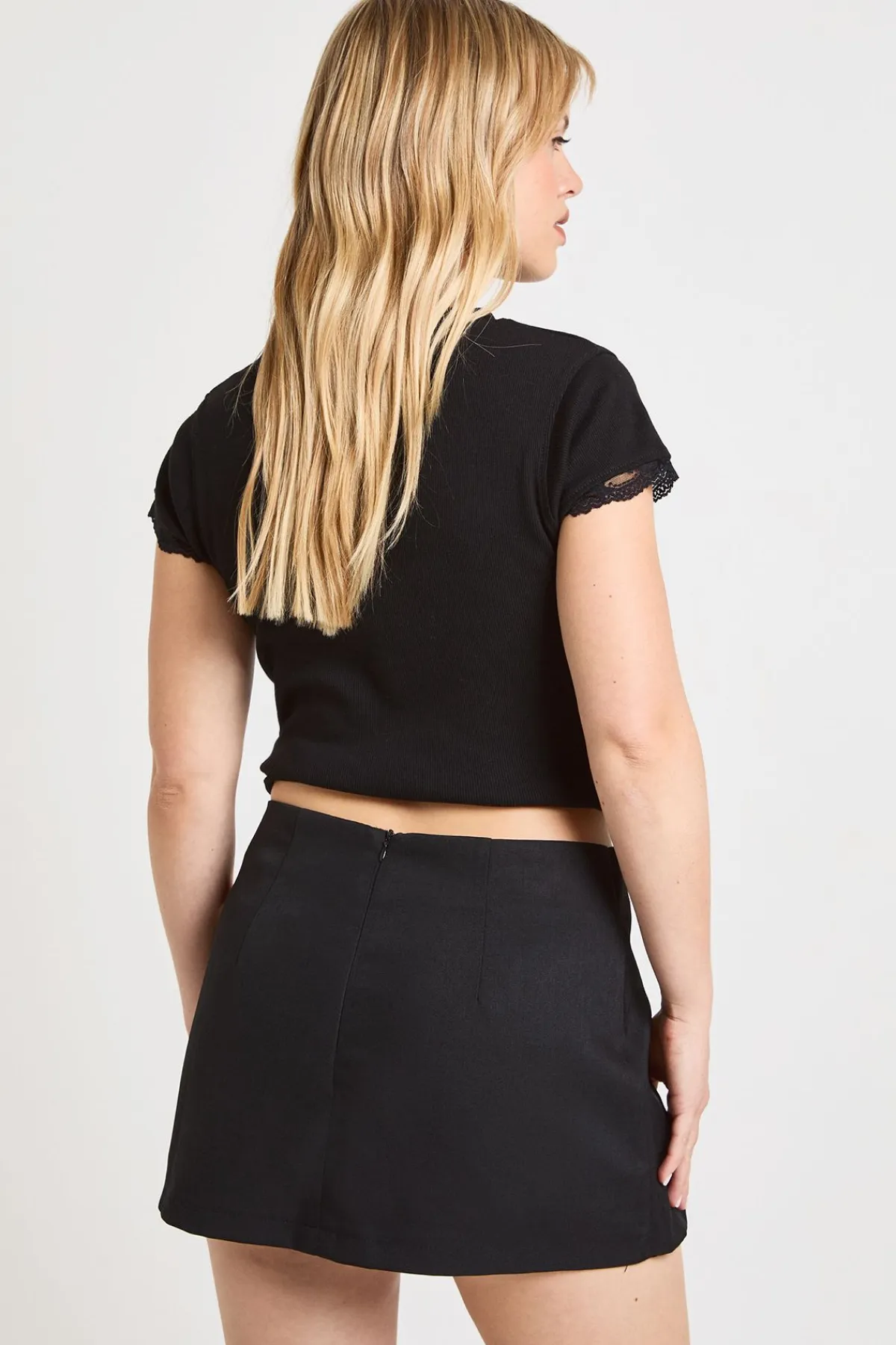 boohoo Jupe-short Petite Avec Bordure Dorée<Femme Shorts