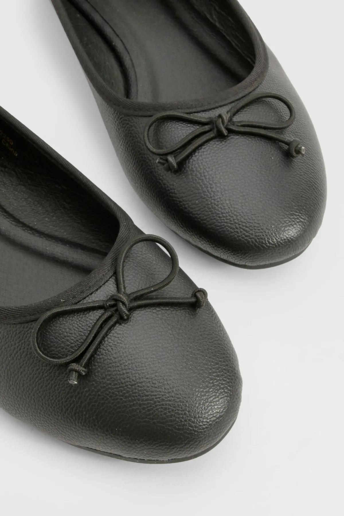 boohoo Large Fit Ballerines à Détail de Nœud< Ballerines|Ballerines