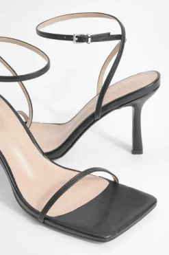 boohoo Large Fit, Bride Fine, Bout Carré, À peine visible< Chaussures Festives|Chaussures À Talons
