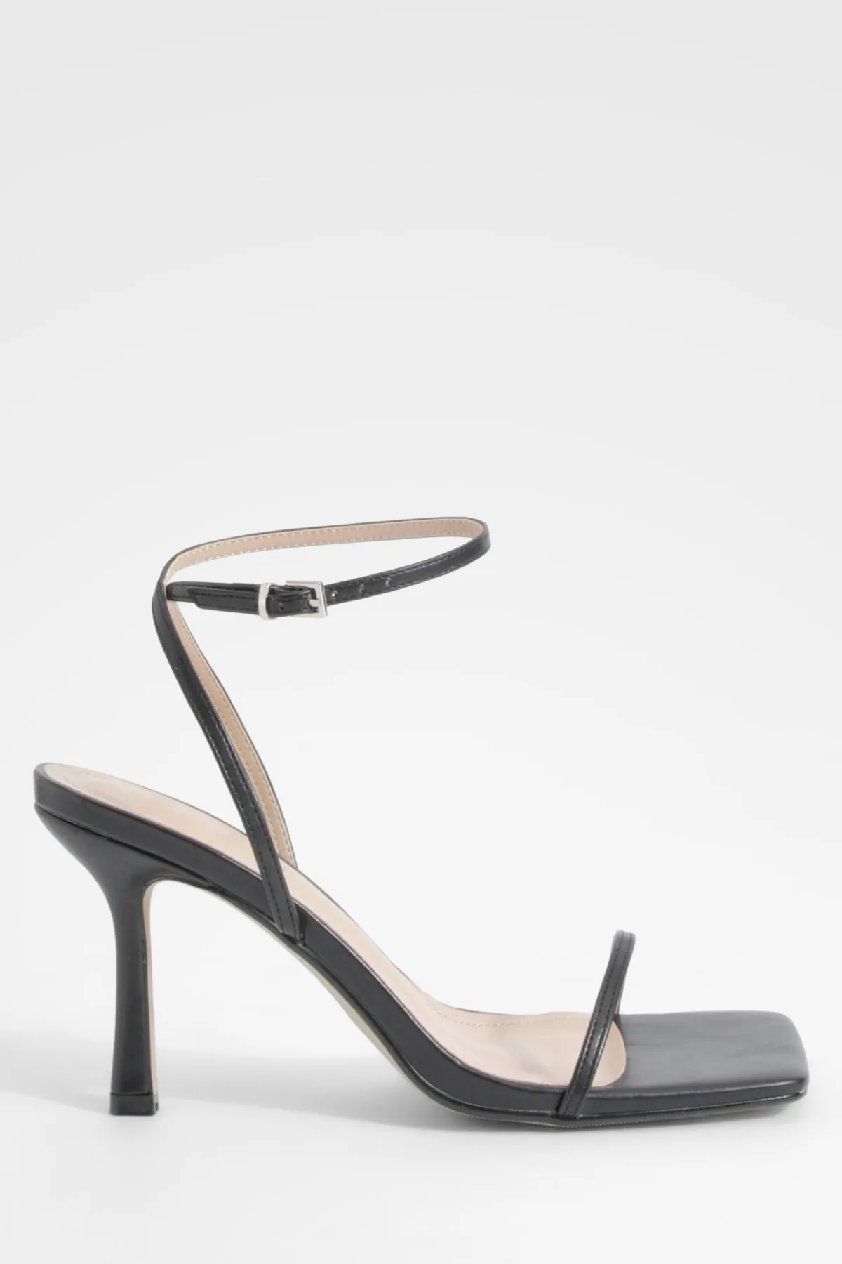 boohoo Large Fit, Bride Fine, Bout Carré, À peine visible< Chaussures Festives|Chaussures À Talons