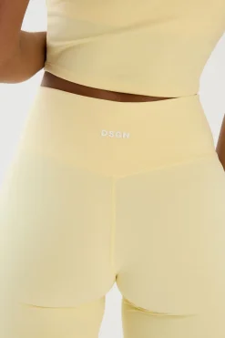 Legging Capri Taille Haute Sculptant Avec Ceinture Croisée Dsgn Studio
