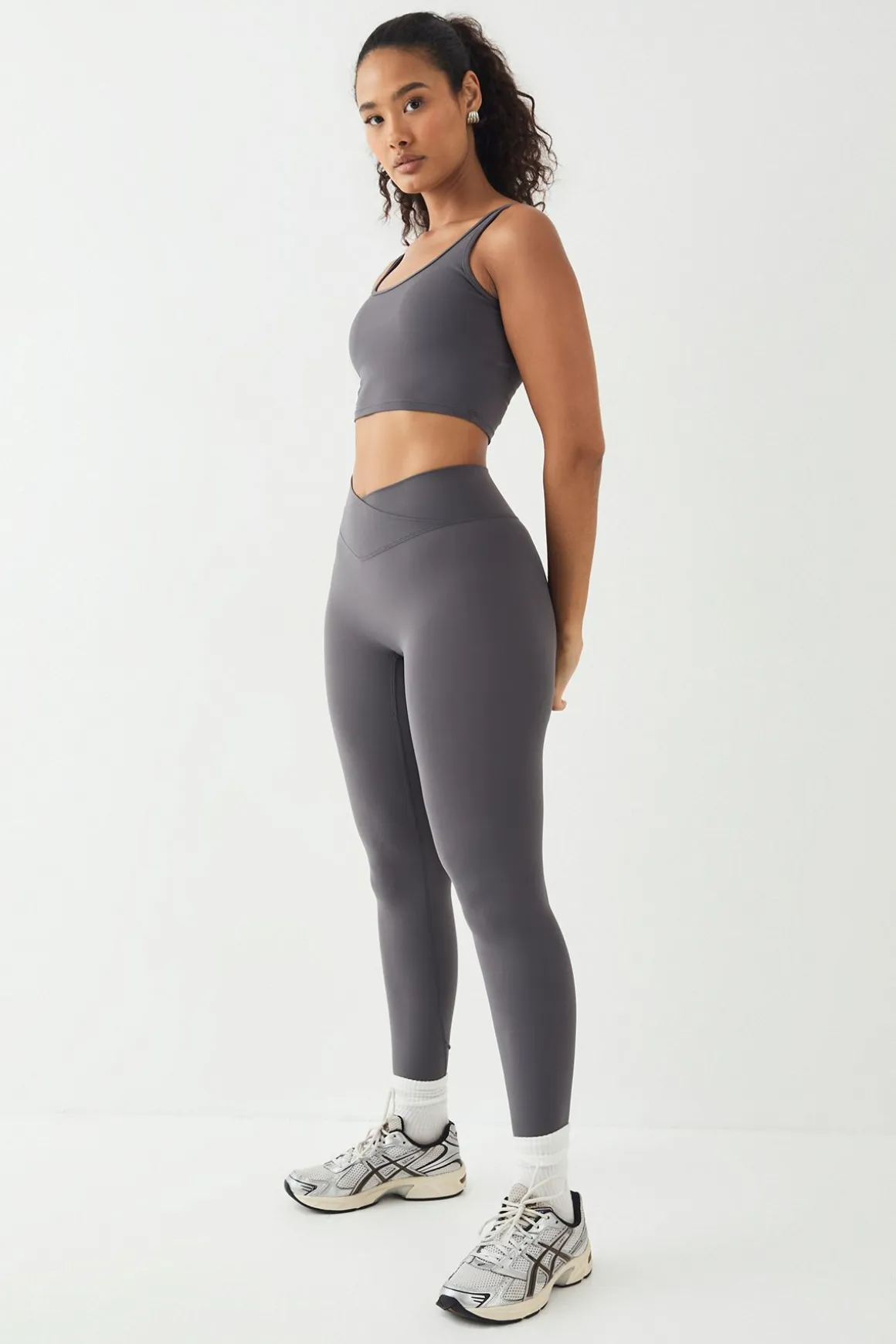 Legging DSGN Studio Taille Haute Ultra Sculptant à Ceinture Croisée
