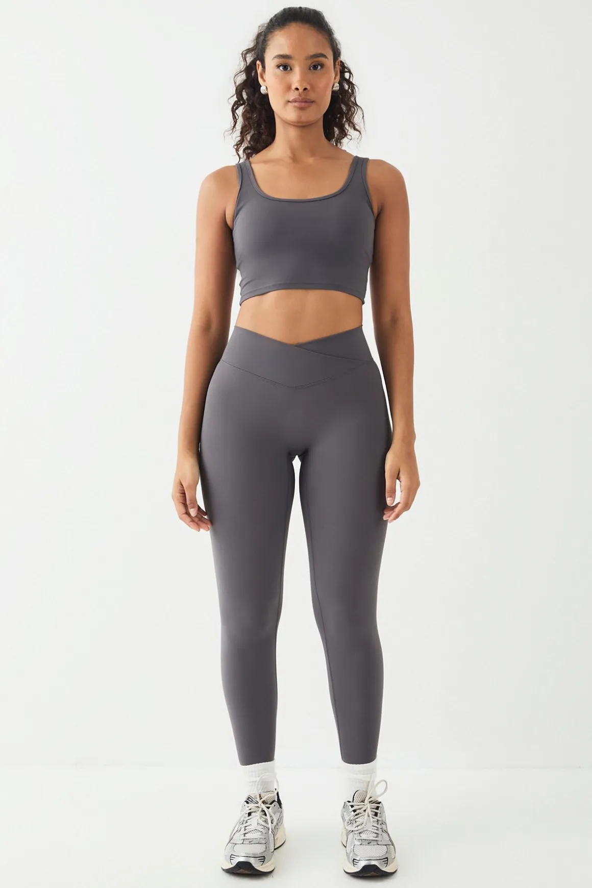 Legging DSGN Studio Taille Haute Ultra Sculptant à Ceinture Croisée