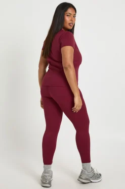 Legging Plus en tissu ultra doux avec détails de couture sculptante