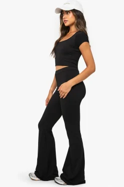 boohoo Leggings Soft Slinky à taille haute et jambes évasées<Femme Pantalons|Leggings